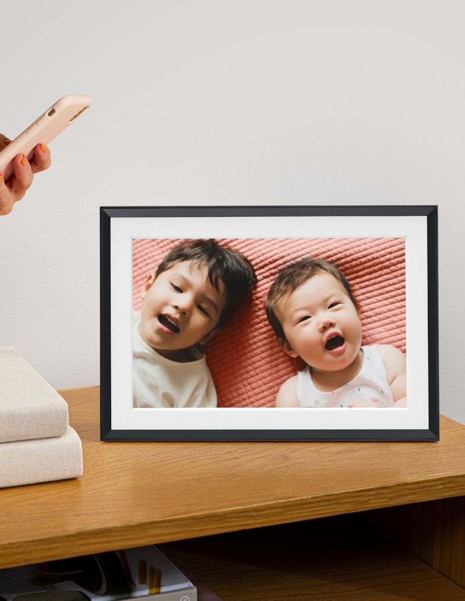 Portarretratos Aura Wi-Fi 10 pulgadas Touch Screen 7
